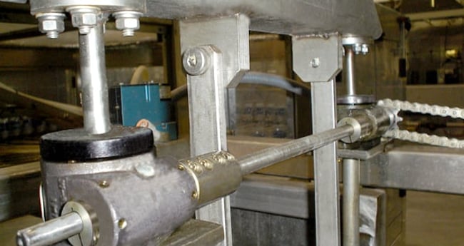 Image of Screw Jacks being used on Machinery 
