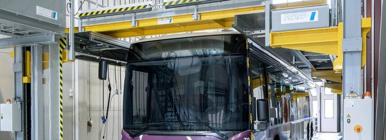 Image of Roof Working Platform on top of Bus