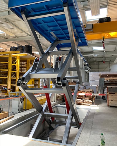 Hubtische 4 (400x500).jpg